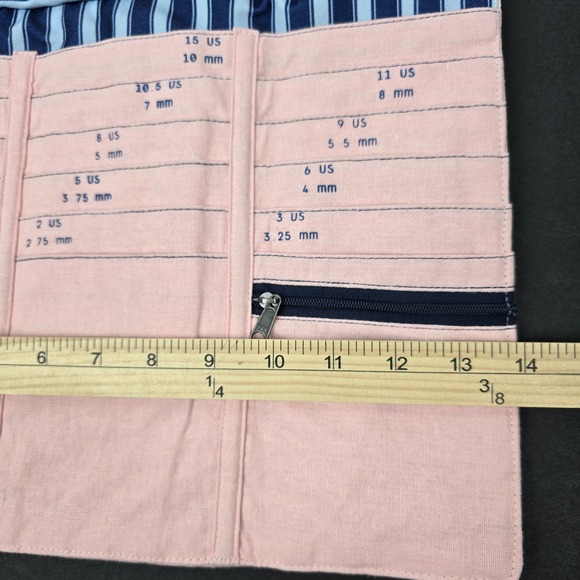 Della Q Pink Linen Knitting Needle Organizer Tri-Fold Circular Needle Case - Picture 4 of 10